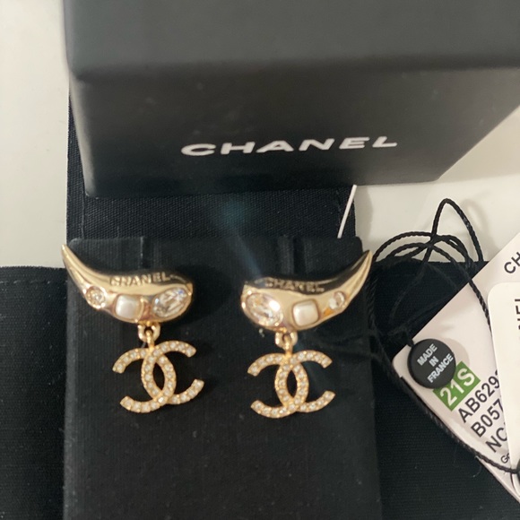 Chanel earrings 21S - Picture 5 of 8